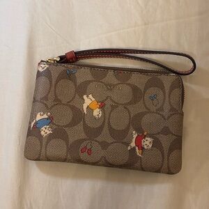 Rare Find! Cute mitten kittens Coach Zip Wallet with Strap